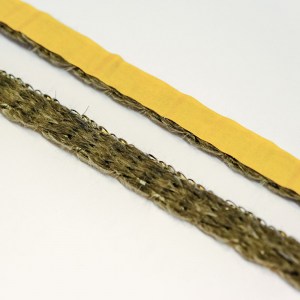 Těsnicí páska samolepicí na komínovou stříšku 12 x 4 mm